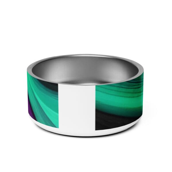 A stainless steel ring with a picture of a green and black stripe.