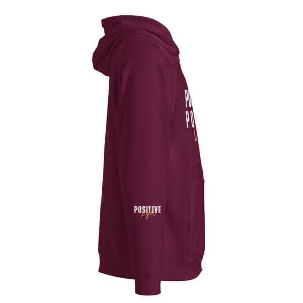 A maroon hoodie with the words " chicago bears " on it.