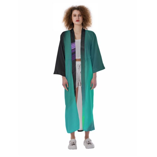 Woman in teal and black kimono robe.